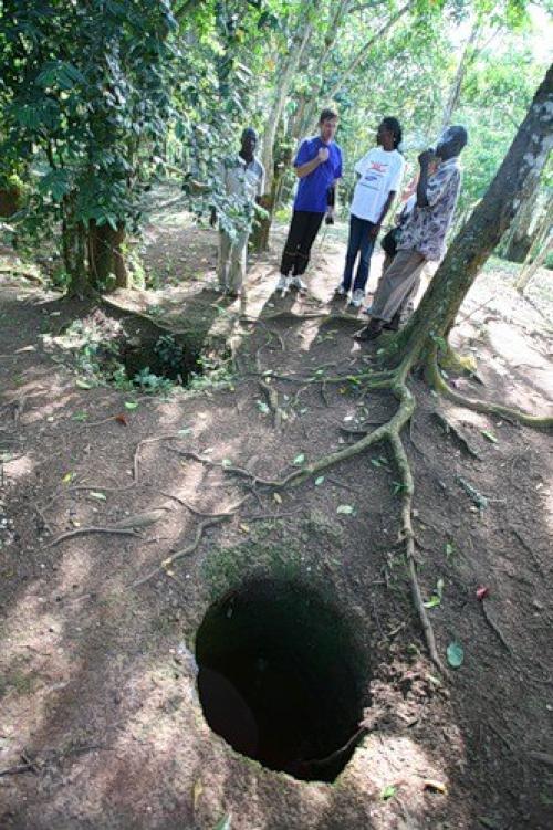 Загадочные бачвези. Чернокожие африканские жители верховьев Нила до сих пор хранят память о загадочных светлокожих людях - бачвези. 03 Загадочные бачвези. Чернокожие африканские жители верховьев Нила до сих пор хранят память о загадочных светлокожих людях - бачвези. 03