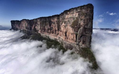 Cтoловая гора в южной Америке. 02