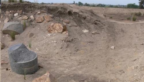 Гигантский постамент мендеса. 05