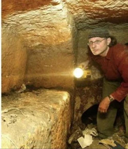 Гробница тальпиот: найдено возможное место захоронения Иисуса. 04 Гробница тальпиот: найдено возможное место захоронения Иисуса. 04