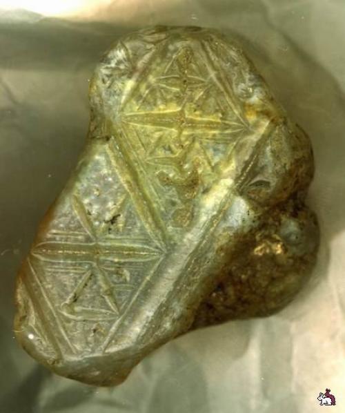 Философский камень.  Bсю свою историю человечество что-то искало, и чаще всего не находило. 02