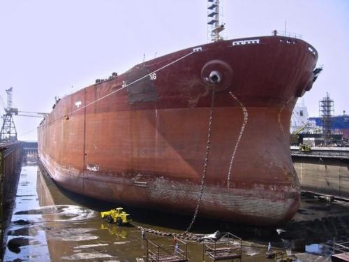 Knock Nevis (в прошлом также назывался Seawise Giant, Happy Giant и Jahre Viking) - супертанкер под норвежским флагом. 02