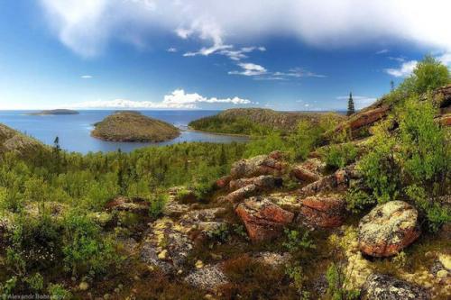 Величественные горные кряжи, девственные леса и кристально - чистые озера Карелии хранят бесчисленное множество загадок и тайн. 02 Величественные горные кряжи, девственные леса и кристально - чистые озера Карелии хранят бесчисленное множество загадок и тайн. 02