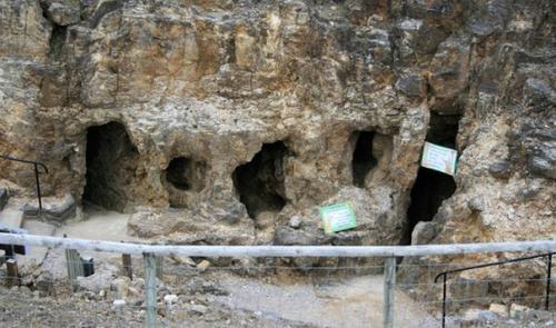 Древние рудники, вероятно, прорытые детьми. 05 Древние рудники, вероятно, прорытые детьми. 05