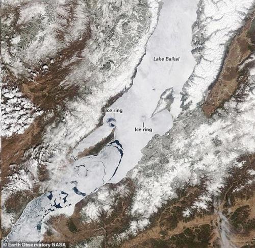Ученые наконец тайну странных кругов на льду Байкала разгадали. 02 Ученые наконец тайну странных кругов на льду Байкала разгадали. 02