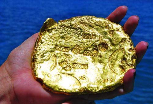 10 самых ценных кладов, поднятых с морского дна. 08