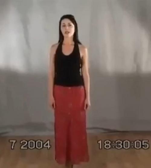 Опубликованы архивные кадры проб Анастасии Заворотнюк. 02