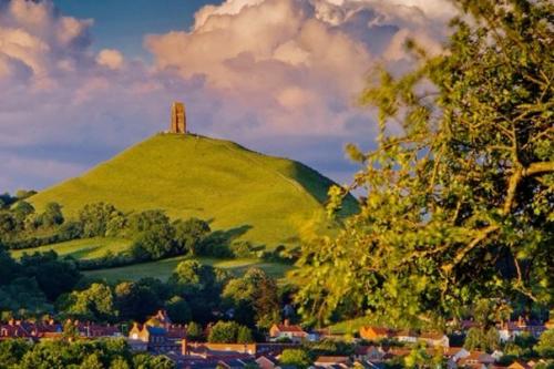 Холм святого Михаила, Великобритания. 01