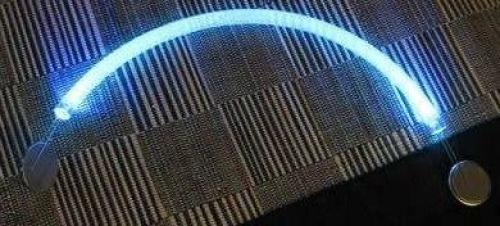 Как сделать светящиеся трубки с эффектом неоновой подсветки? 02