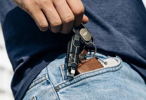 В Австралии придумали универсальный кабель для всех типов гаджетов. 01