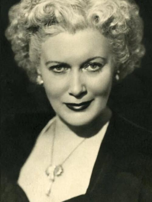 История пластических операций: от древнего Египта до наших дней. 01