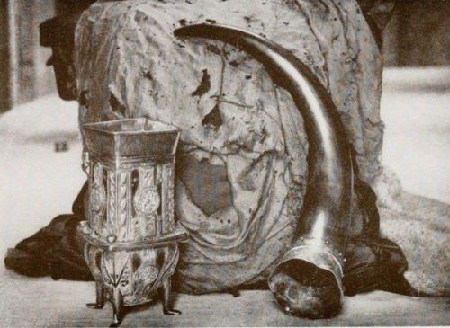 5 удивительных реликвий, с которыми связаны мистические и сверхестественные истории. 01