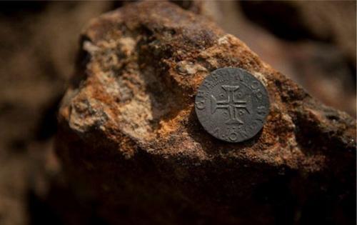 10 самых ценных кладов, поднятых с морского дна. 05