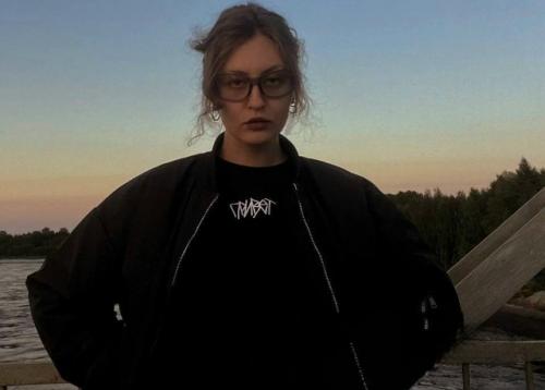 В Москве мужчина из ревности беременную девушку задушил.

