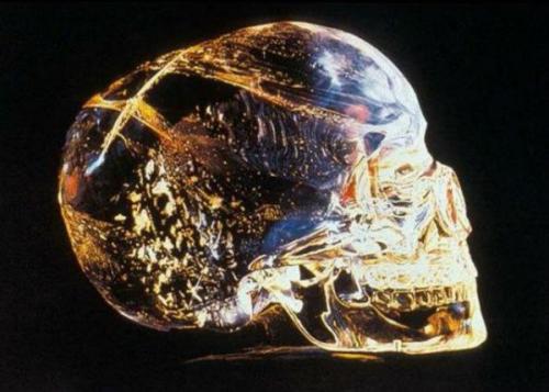 Череп Смерти - суперкомпьютер инопланетян.