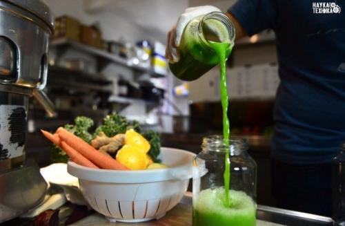 Только в том случае, если вы собираетесь начать здоровый образ жизни - самое время очистить организм от ненужного и ядовитого! 

