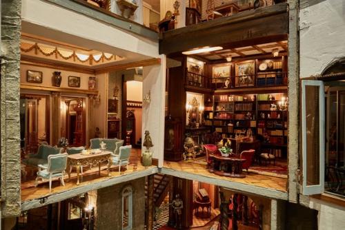 Знаменитый кукольный замок Astolat Dollhouse. 07