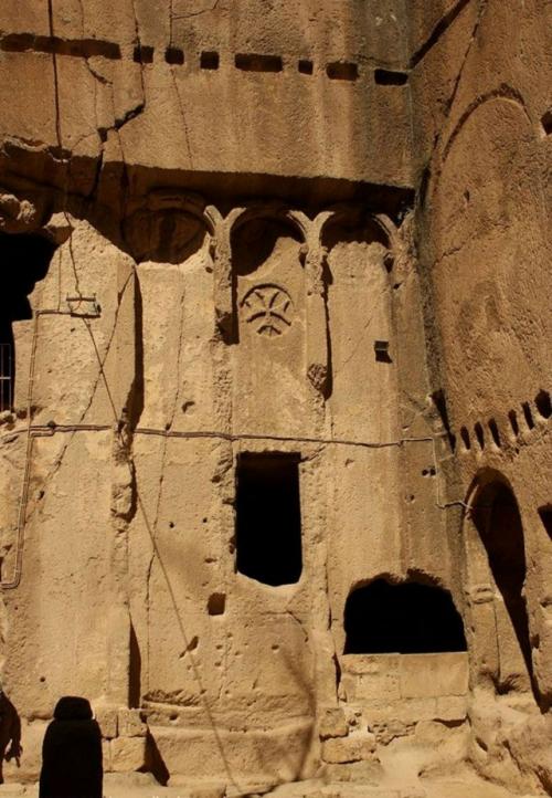 Монастырь в скале гюмюшлер - пещерный монастырь византийской эпохи в регионе каппадокия (ныне территория Турции. 04