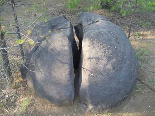 Жуковлянские валуны - альтернативная ветвь эволюции. 01