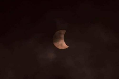 10 лучших фотографий полного солнечного затмения 2017. 07