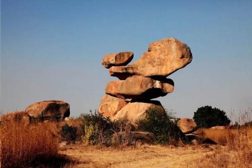 Чудо природы: каменные глыбы, которые будто повисли в воздухе. 05 Чудо природы: каменные глыбы, которые будто повисли в воздухе. 05