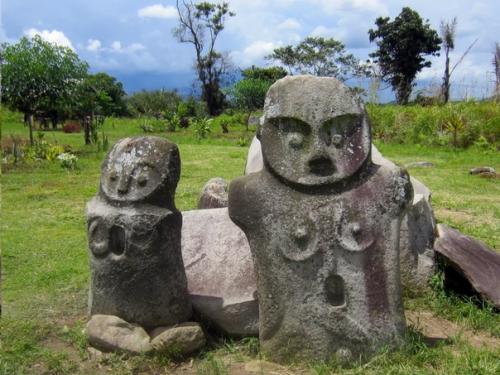 О сотнях древних мегалитов сулавеси, найденных в Индонезии. 01