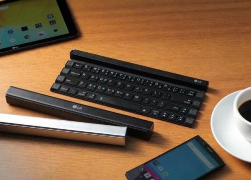 LG представила складную клавиатуру для планшетов Rolly.