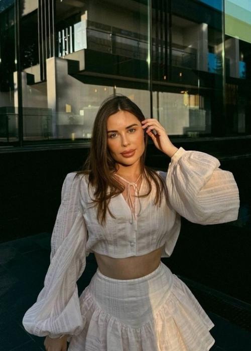 Как же молодо и стильно выглядит 41-летняя актриса Юлия михалкова. 01