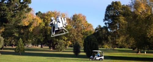 Профессиональный гольфист летающий гольфкар разработал. 01 Профессиональный гольфист летающий гольфкар разработал. 01