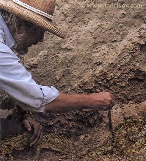 Сенсационная Находка в замке шато - гайар. 02