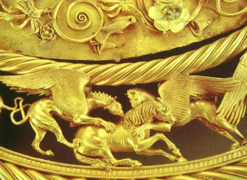 Скифский грифон. Грифо ны - мифологические крылатые существа, с туловищем Льва и головой орла. 02