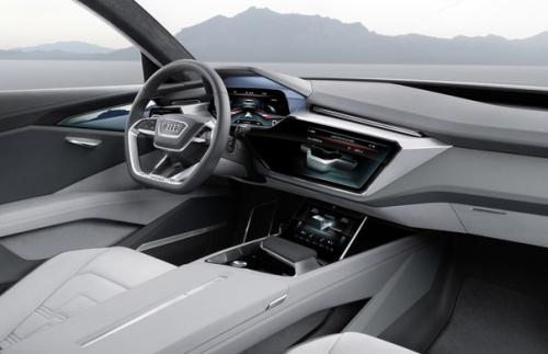 Audi представила большой электрический кроссовер. 06 Audi представила большой электрический кроссовер. 06