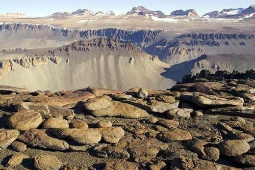 Одно из самых загадочных мест на Земле. 01 Одно из самых загадочных мест на Земле. 01