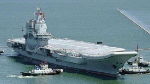 Знакомьтесь, это Пипися - китайский авианосец полностью построенный в КНР, и введённый в эксплуатацию месяц назад. 02