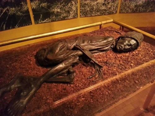 Тайны болотных мумий. 02