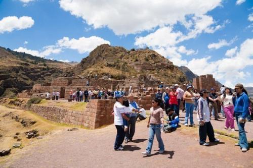 Как сделать фотографию в людном месте без людей? 01