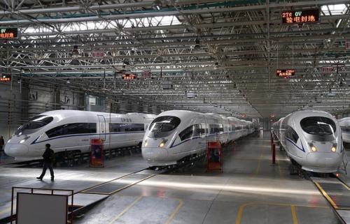 Самый быстрый поезд на воздушной подушке начали строить в Китае.
