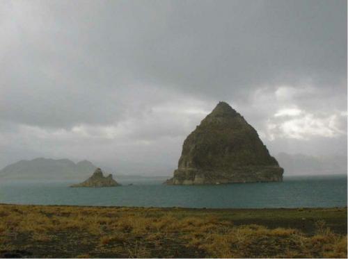 Озеро рок.  Ezomir.