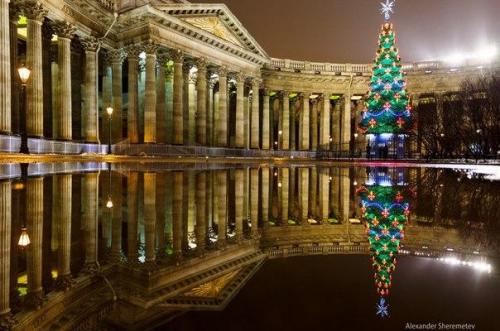 Серия фотографии?  Отражения Санкт-петербурга. 02