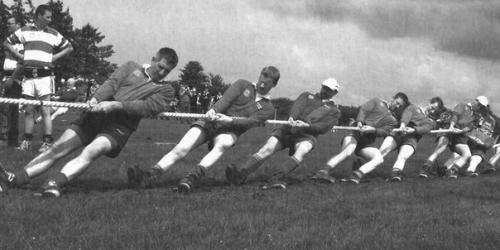 Эффект рингельмана.  В 1927 году была проведена серия очень любопытных экспериментов, результат которых сейчас не часто вспоминают. Эффект рингельмана.  В 1927 году была проведена серия очень любопытных экспериментов, результат которых сейчас не часто вспоминают.