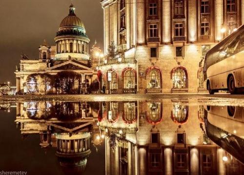 Серия фотографии?  Отражения Санкт-петербурга. 03