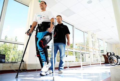 В России удалось создать экзоскелет для восстановления парализованных пациентов. В России удалось создать экзоскелет для восстановления парализованных пациентов.