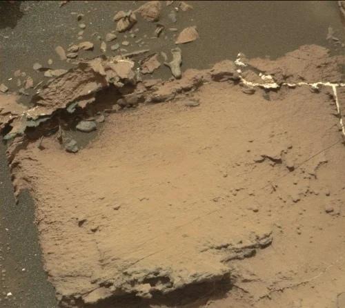 На марсе нашли причудливые узоры на плитах рядом с пересохшим водоемом. 02 На марсе нашли причудливые узоры на плитах рядом с пересохшим водоемом. 02