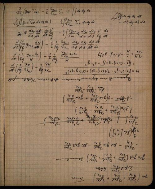 Тетрадь, в которой писал Альберт Эйнштейн во время работы над общей теорией относительности. 03