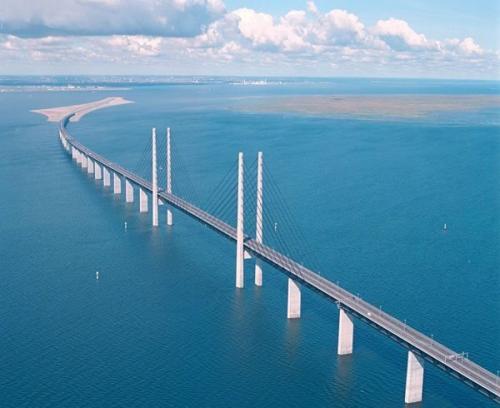 Эресуннский мост - уникальное сооружение, которое не имеет аналогов в мире. 01