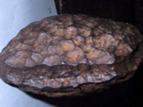 Неуместные артефакты: зальцбургский параллелепипед.