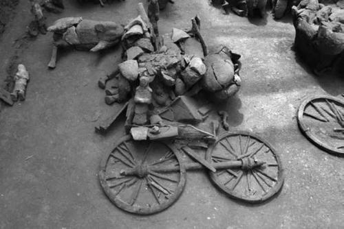 Совсем недавно в Китае нашли мини-терракотовую армию. 04 Совсем недавно в Китае нашли мини-терракотовую армию. 04