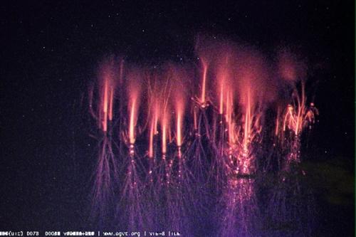 Красные спрайты - одно из лучших бесплатных световых шоу в природе! 03