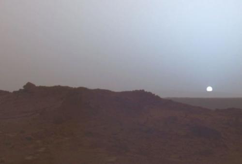 В Nasa предположили причину исчезновения атмосферы марса.