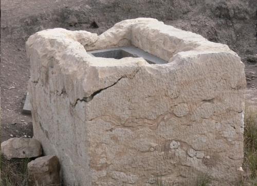 Гигантский постамент мендеса. 02 Гигантский постамент мендеса. 02